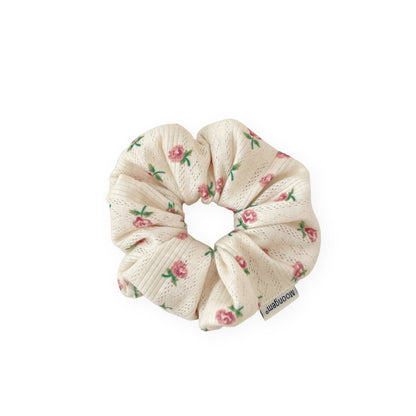 Medium Scrunchie Pink Floral