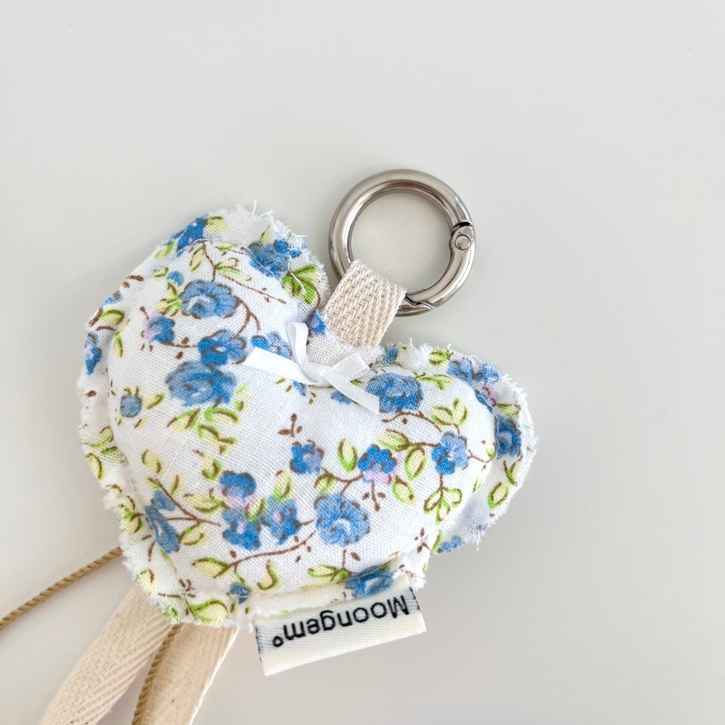 Keychain & Wristlet Blue Rural Floral