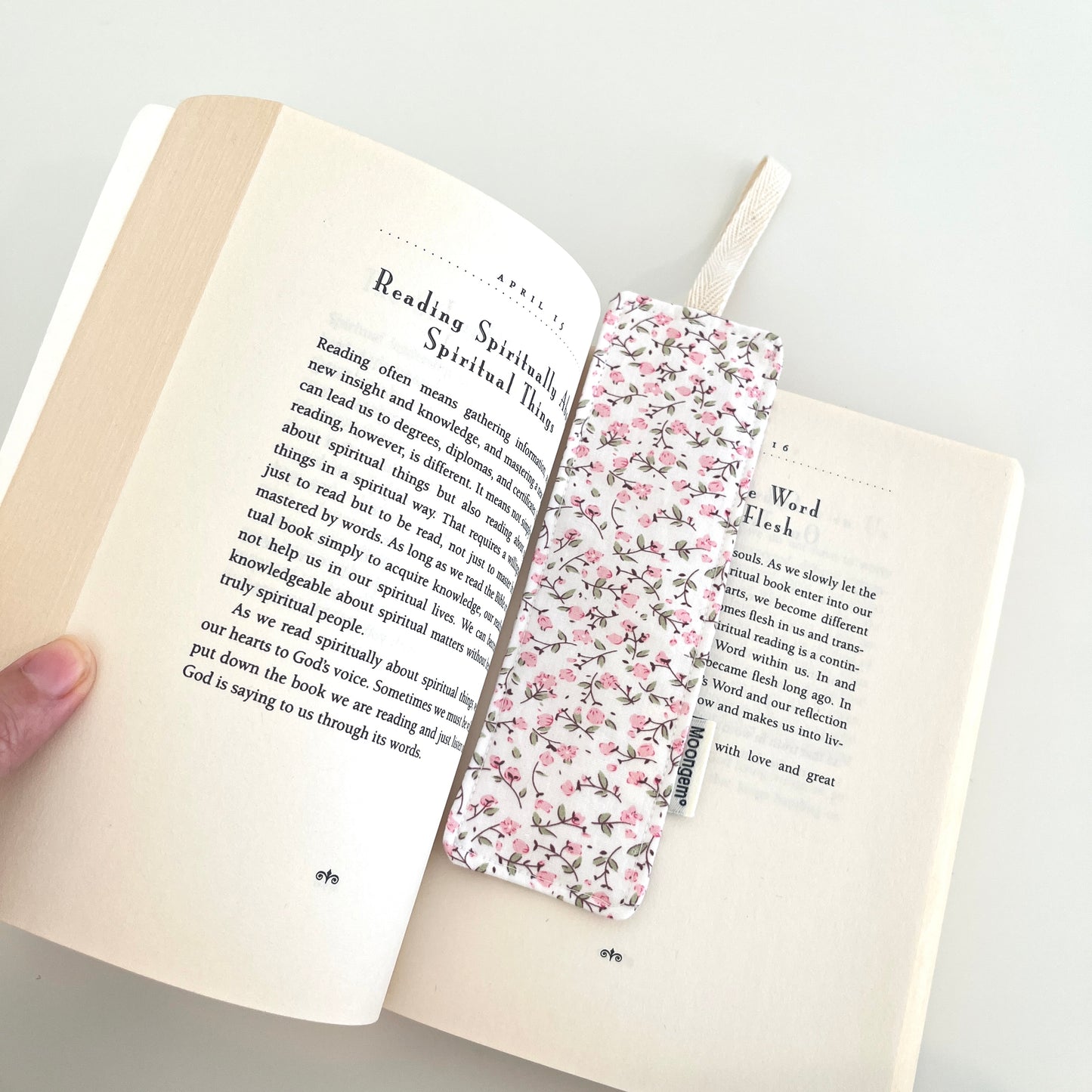 Bookmark Luscious Pink Floral