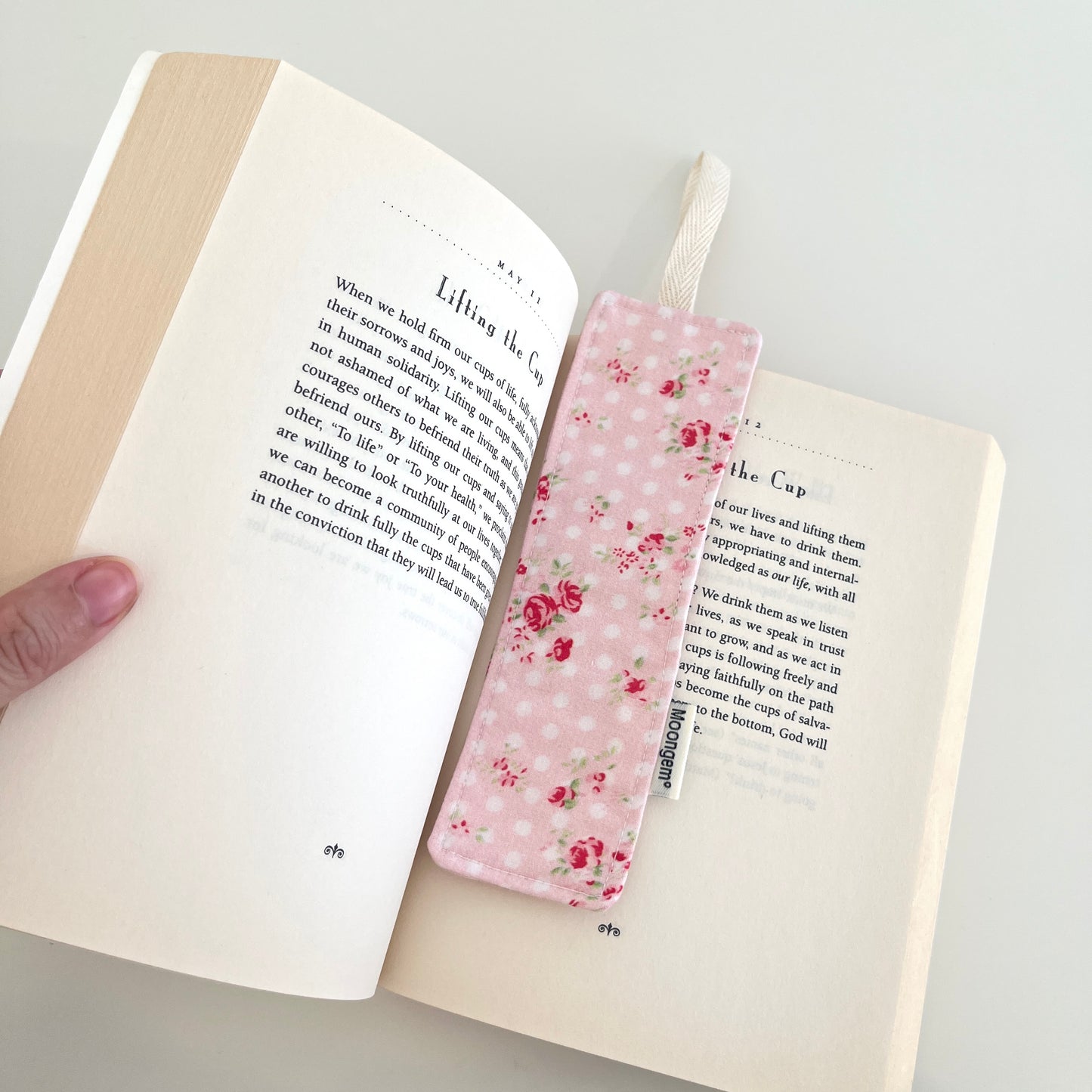 Bookmark Sweet Cherry Pink Floral